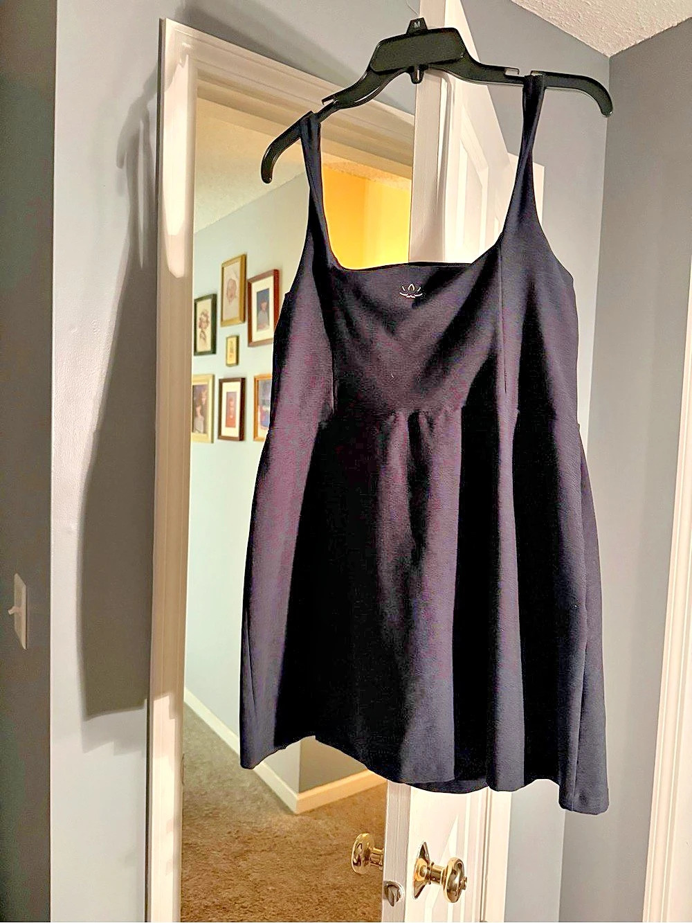 Beyond Yoga Featherweight At The Ready Square Neck Dress Black XL